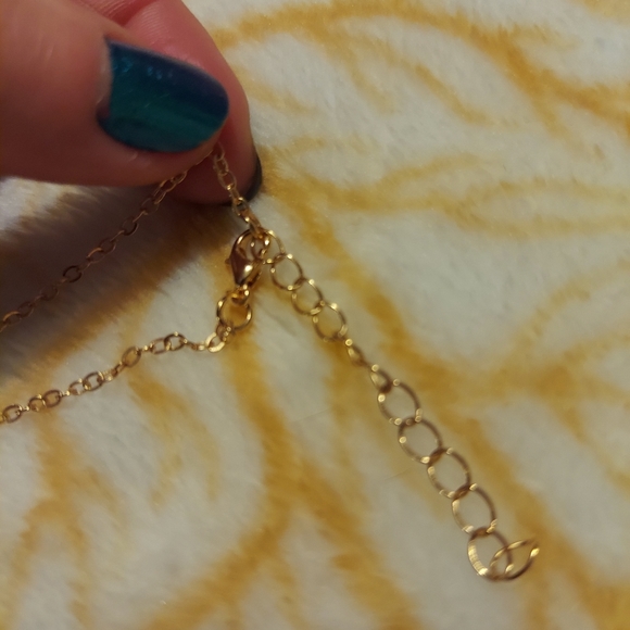 Pink Quartz gold tone Necklace 🎀 - Picture 6 of 6